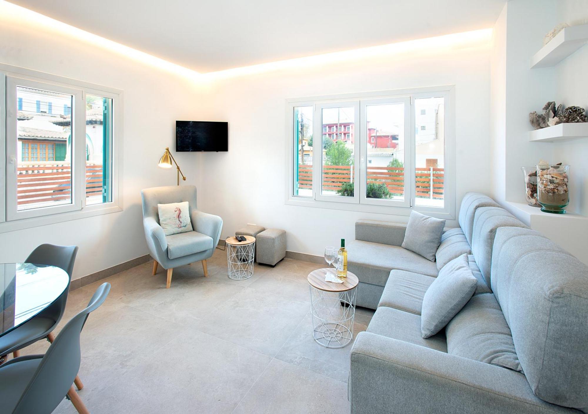 Owl Booking Villa Beach House Magdalena - 5 Min Walk To The Beach Cala de Sant Vicenc Exterior foto